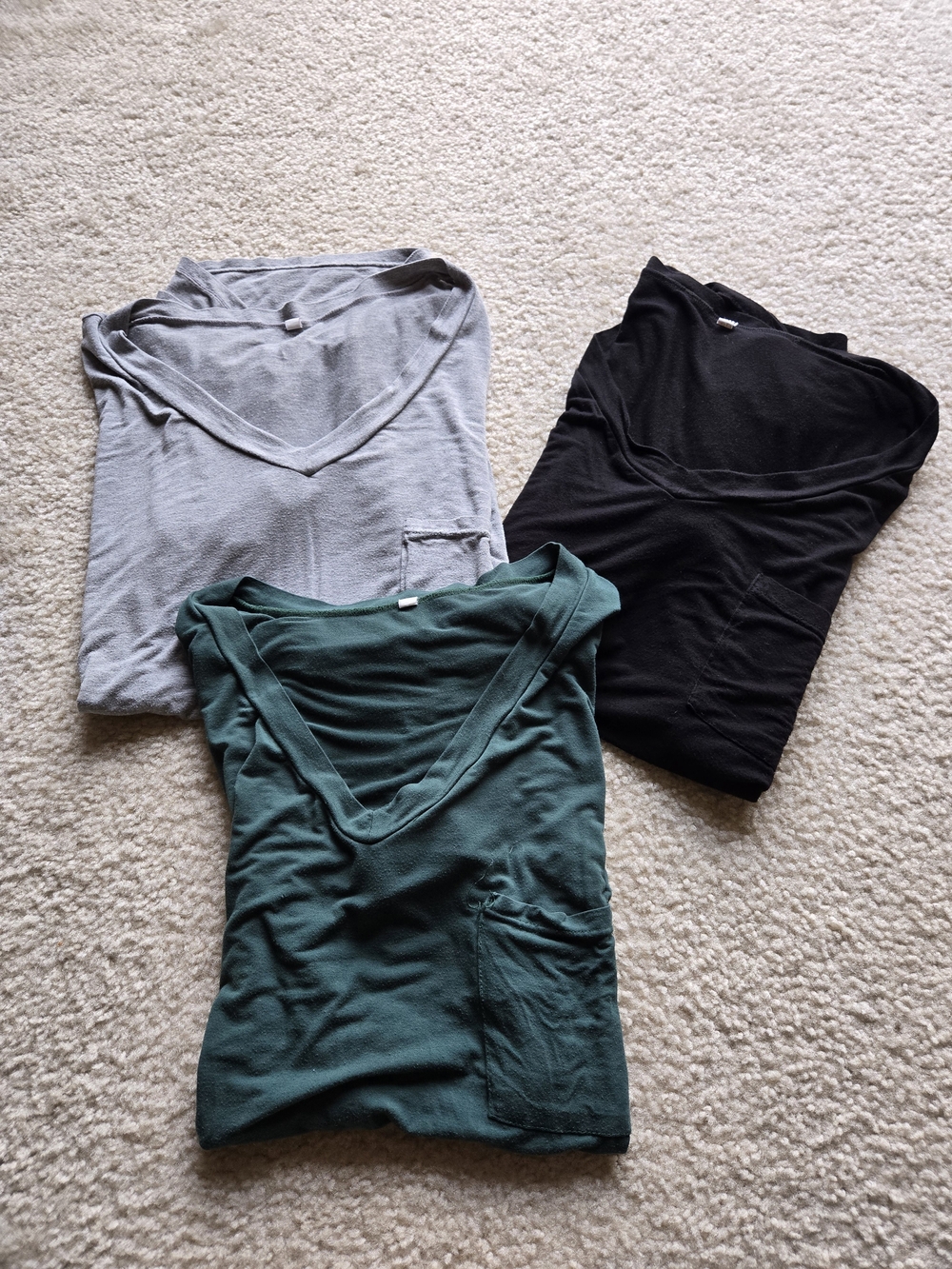 Rnxrbb Maternity Short Sleeve V-neck Shirts With Front Pockets - Set Of 3